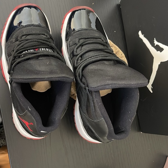 Jordan 11 - Picture 5 of 7